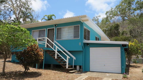 9 Butler Street At Picnic Bay - Holiday Byron Bay 0
