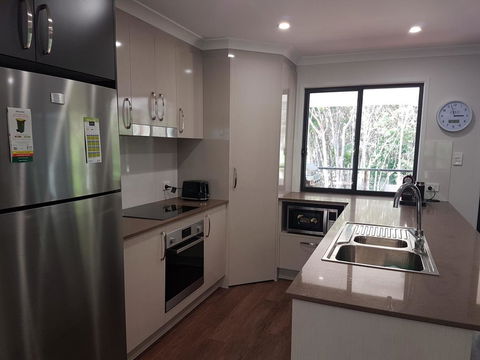 9 Ibis Court - Pool, Beach, Volleyball, Air Conditioning - Holiday Byron Bay 3