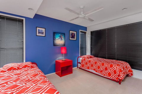 90 Cooloola Drive - Rainbow Beach, Luxury Beach House, Ocean Views - Holiday Byron Bay 3