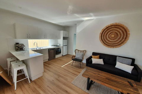 A Beach Getaway - Holiday Byron Bay 2