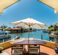 A Mariners Place - BEST location in town