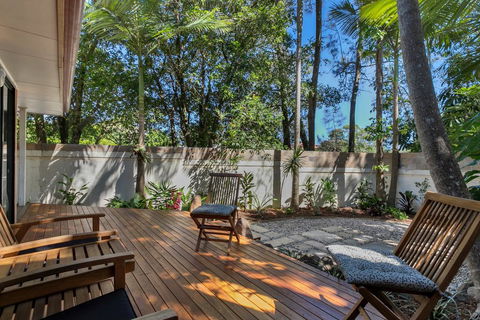 A PERFECT STAY - Mahogany Lodge - Holiday Byron Bay 0