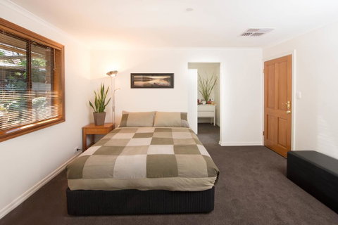 A Suite Spot In The Hills - Holiday Byron Bay 1