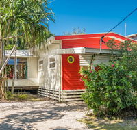 A SWEET ESCAPE - Beachcombers Cottage Beachfront - Holiday Byron Bay