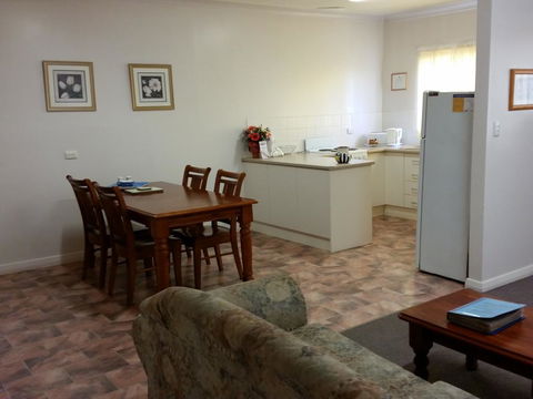 About Town Cottages - Holiday Byron Bay 2
