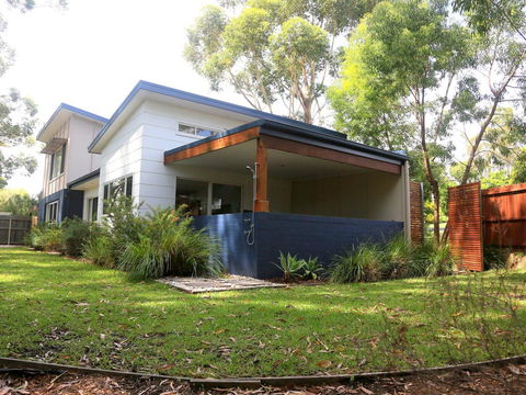 Acacia On Orion :: Jervis Bay Rentals - Holiday Byron Bay 1