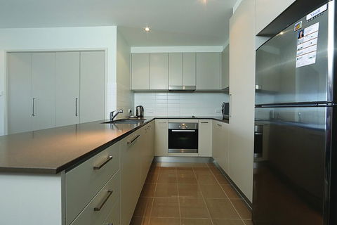 Accommodate Canberra - Aspire - Holiday Byron Bay 3