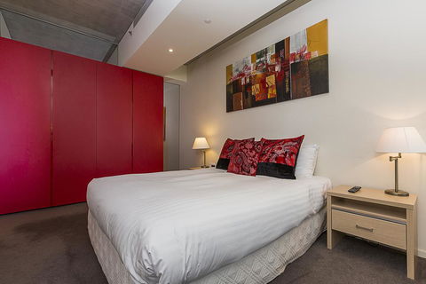 Accommodate Canberra - New Acton - Holiday Byron Bay 0