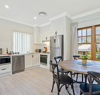 Accommodation Hunter - Adams Street Maitland - Holiday Byron Bay