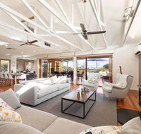 Acqua Vista - water view fireplace walk to beach - Holiday Byron Bay