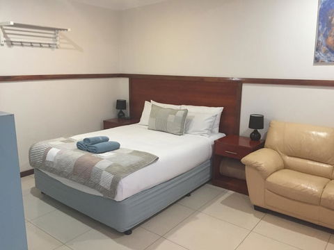 Across Country Motel And Serviced Apartments - Holiday Byron Bay 1