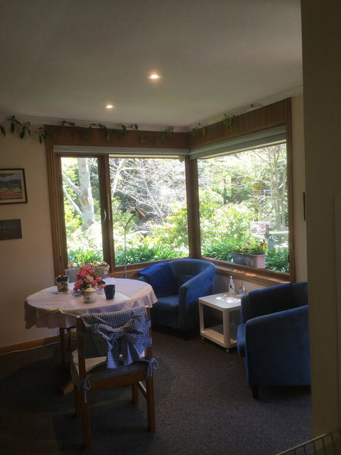 Adelaide Hills B&B Accommodation - Holiday Byron Bay 1