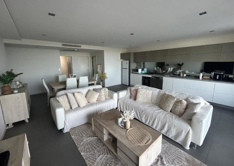 Drummoyne Apartment - Holiday Byron Bay 2