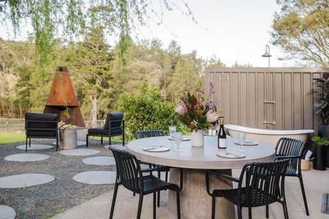 EKhaya - The Barn - Holiday Byron Bay 0