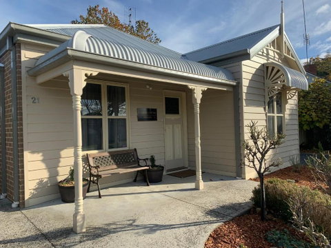 Elmsford Cottage - Holiday Byron Bay 1