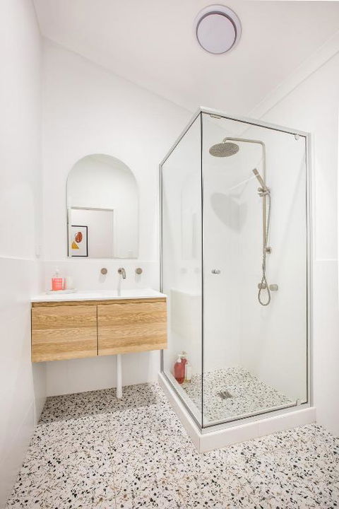 EM Apartments - Holiday Byron Bay 2