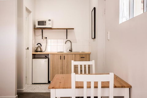 EM Apartments - Holiday Byron Bay 4