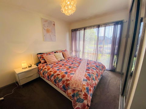 ENTIRE HOME IN WERRIBEE,BEST POSSIBLE LOCATION YOU CAN FIND - Holiday Byron Bay 4