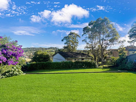 Fab 3-Bed Stay With Great Outdoors & Water Views - Holiday Byron Bay 0