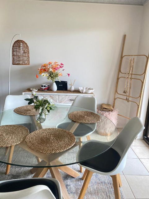 Fabulous Canal-front Unit In Mooloolaba - Holiday Byron Bay 4