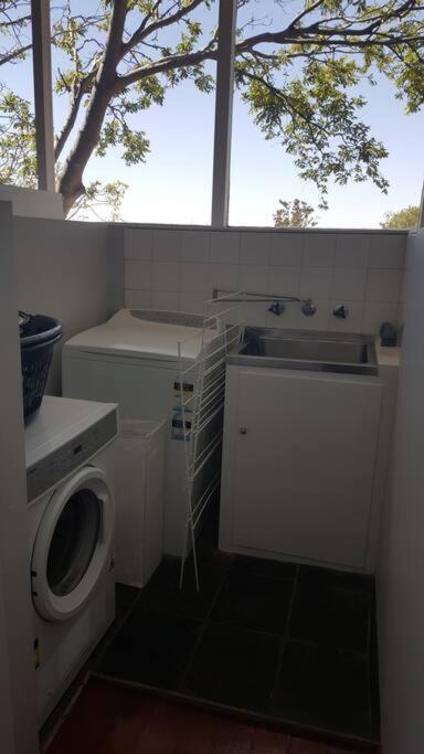 Family Home Prestigious Suburb Panoramic Views - Holiday Byron Bay 2