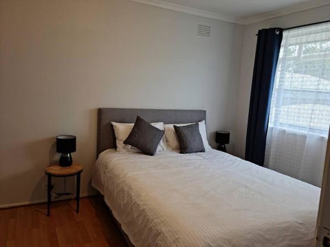 Four Bedroom House With Free Parking On Site - Holiday Byron Bay 1