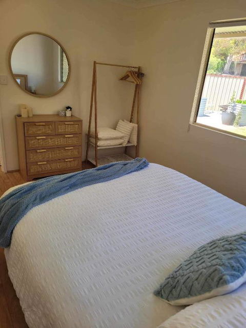 G&R Beach Cottage - Holiday Byron Bay 0