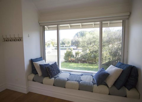 GALWAY COTTAGE - Holiday Byron Bay 4