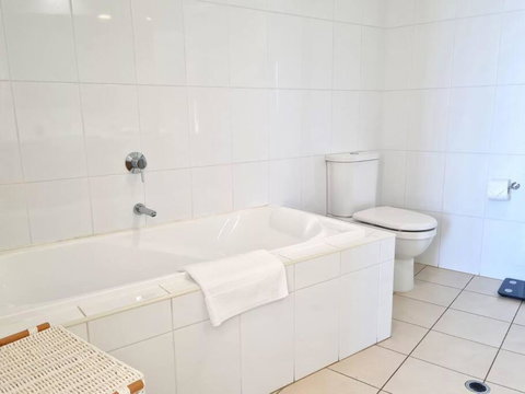 Glam Apartment 21 - Holiday Byron Bay 4