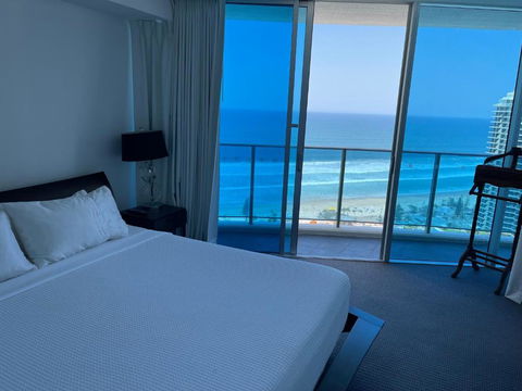 H Luxury Apartment At Surfers Paradise High Floor - Holiday Byron Bay 2