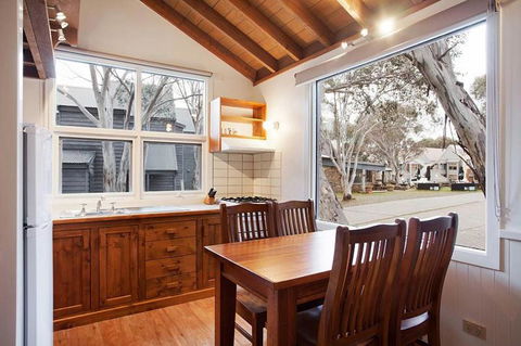 Gundy Lodge - Holiday Byron Bay 1