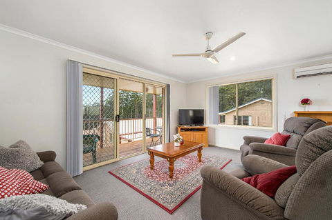 H1211 Mission Terrace Lakewood Heights Estate - Holiday Byron Bay 0