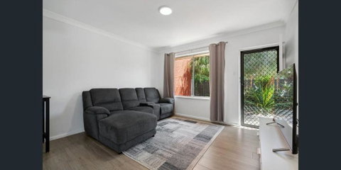Holiday Rentals - Holiday Byron Bay 2