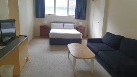 Hotel Cavalier - Holiday Byron Bay 3