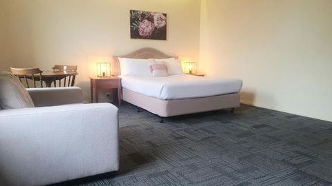 Hotel Cavalier - Holiday Byron Bay 0