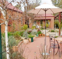 Albury Cottages - Holiday Byron Bay