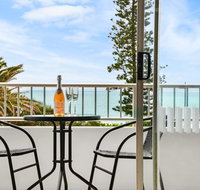 Alex Beach Apt Bilgola4 - Holiday Byron Bay