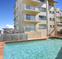 Alinga Unit 4 Amazing Ocean Views - Holiday Byron Bay