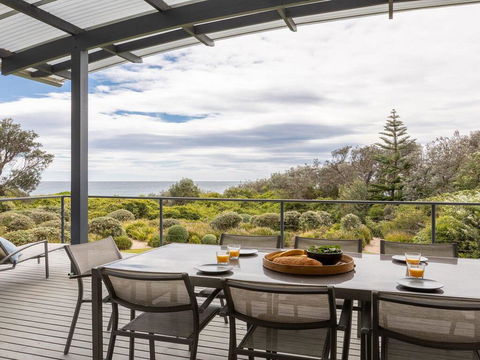 Aloha - Direct Beach Access From Property - Holiday Byron Bay 0