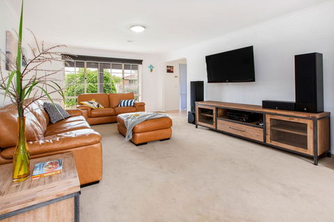 AMALFI - DROMANA.... - Holiday Byron Bay 3