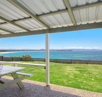 Amazing Aspects - perched above Tilbury Cove - Holiday Byron Bay