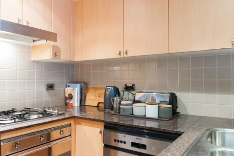 Amazing Studio With Pool In Central Sydney - Holiday Byron Bay 2
