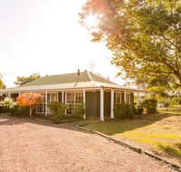 Among the Vines - Holiday Byron Bay