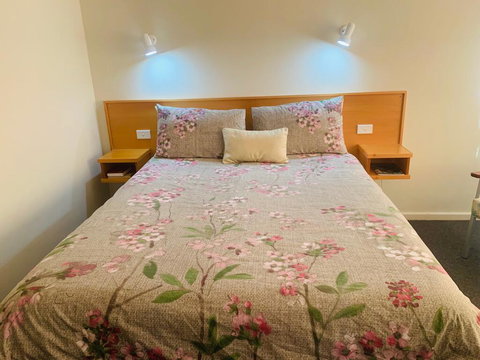 Anna Bella Motel Glen Innes - Holiday Byron Bay 1