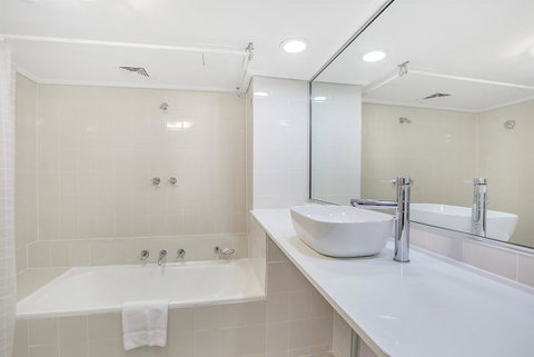 Apartment At College St - Holiday Byron Bay 3