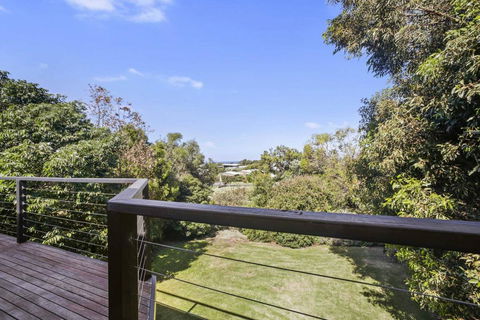 APOLLO BAY HOLIDAY HOUSE - Walk To Beach + Wifi - Holiday Byron Bay 1