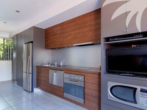 Aqua Apartment #3 - Holiday Byron Bay 1