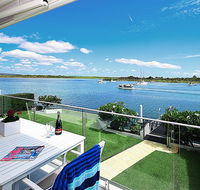 Aqua Linea - Holiday Byron Bay