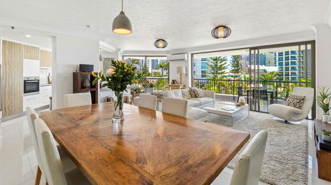 Aqueous Apartment - Holiday Byron Bay 1