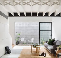 Architectural Design Award winning city House - Holiday Byron Bay